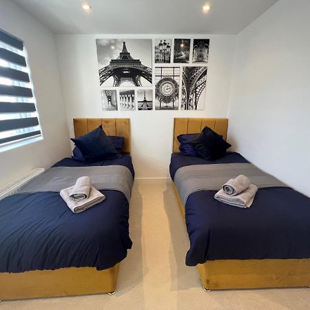Апартаменты Star London Station Road 3-Bed Haven Экстерьер фото