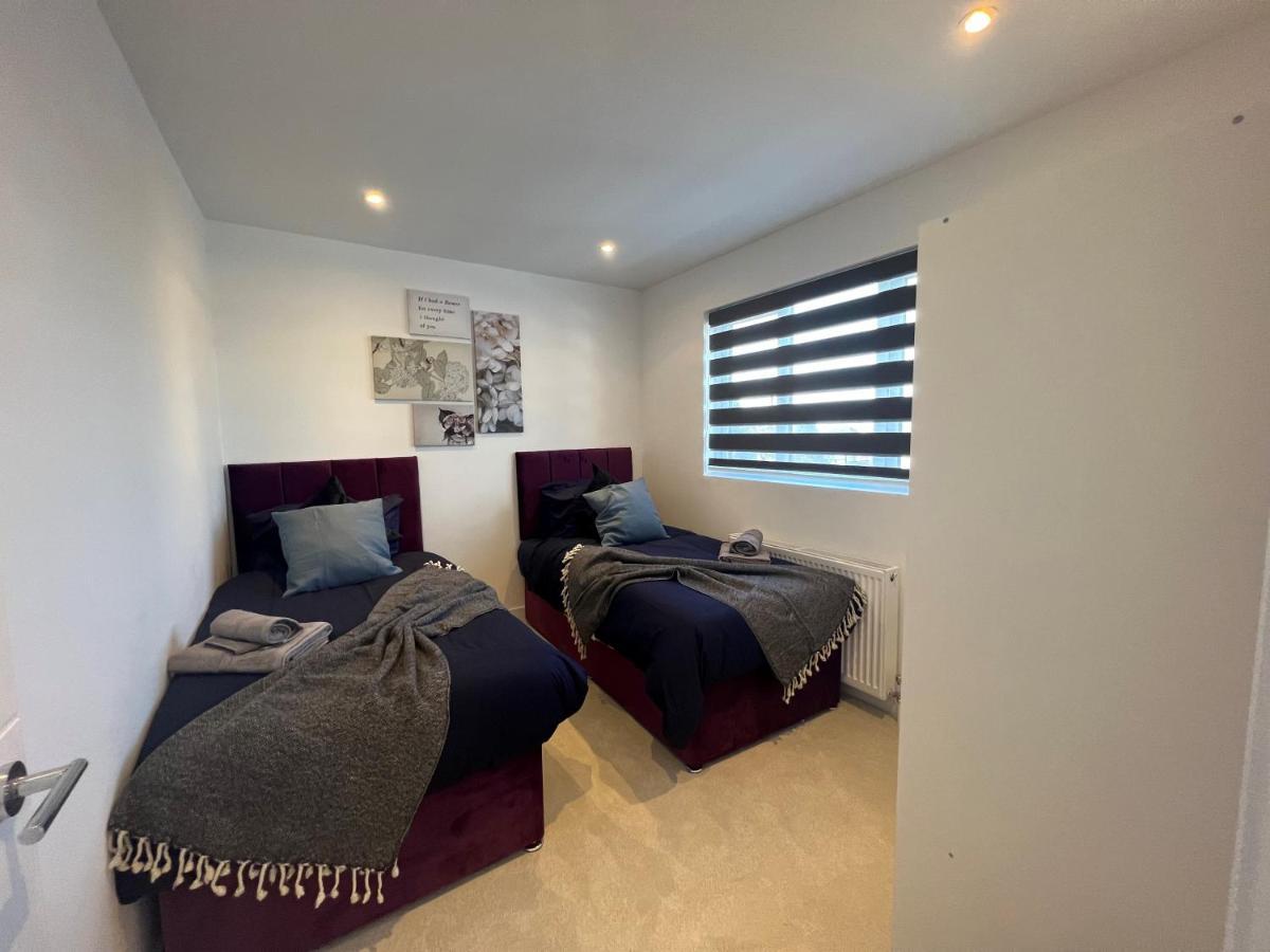 Апартаменты Star London Station Road 3-Bed Haven Экстерьер фото