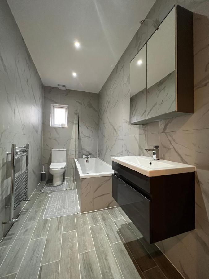 Апартаменты Star London Station Road 3-Bed Haven Экстерьер фото